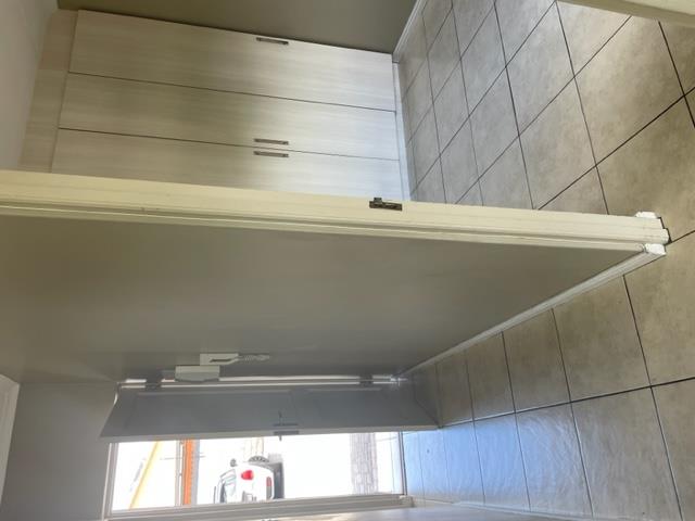 To Let 2 Bedroom Property for Rent in Maitland Western Cape
